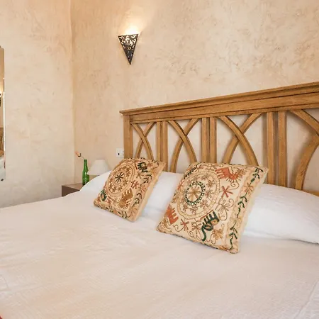 Apartament Guzman El Bueno *